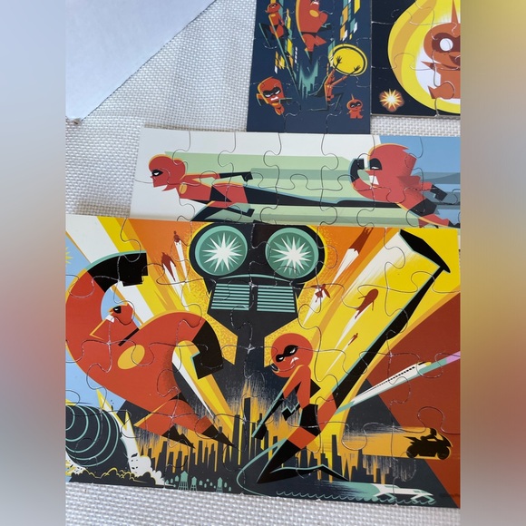 16 Wooden Jigsaw Puzzles including Frozen, Disney Princesses, Incredible - Picture 5 of 5